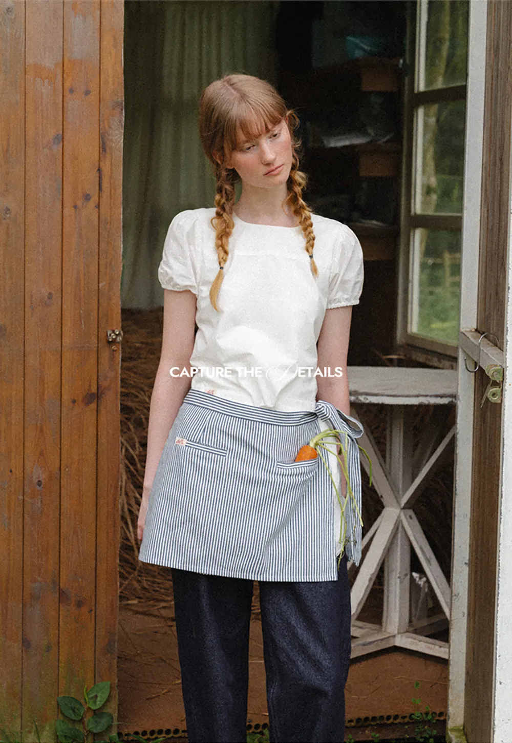 Striped Waist Apron with Front Pockets and Tie Closure