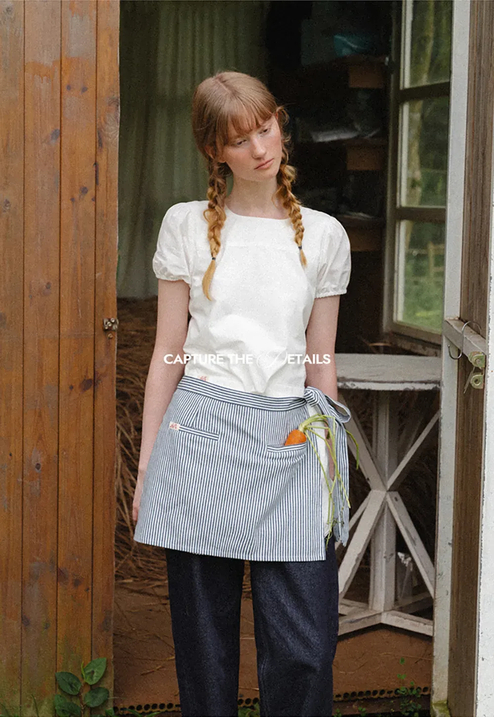 Striped Waist Apron with Front Pockets and Tie Closure