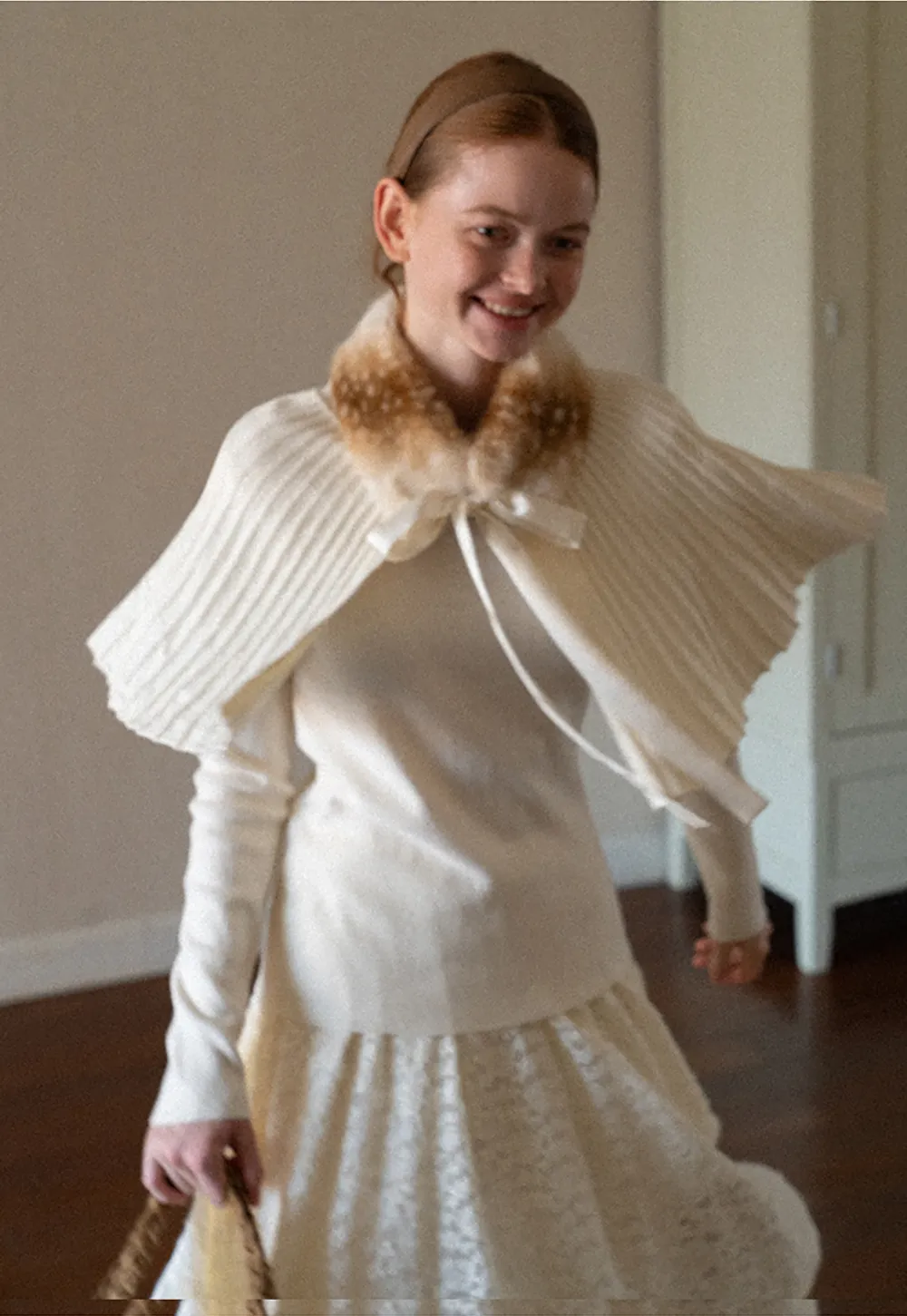 Fur Trimmed Pleated Knit Shawl