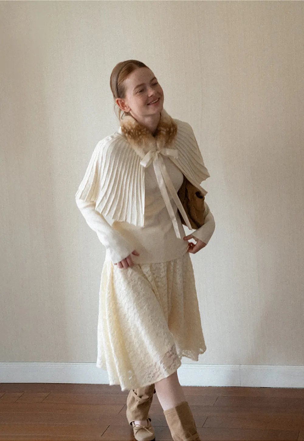 Fur Trimmed Pleated Knit Shawl