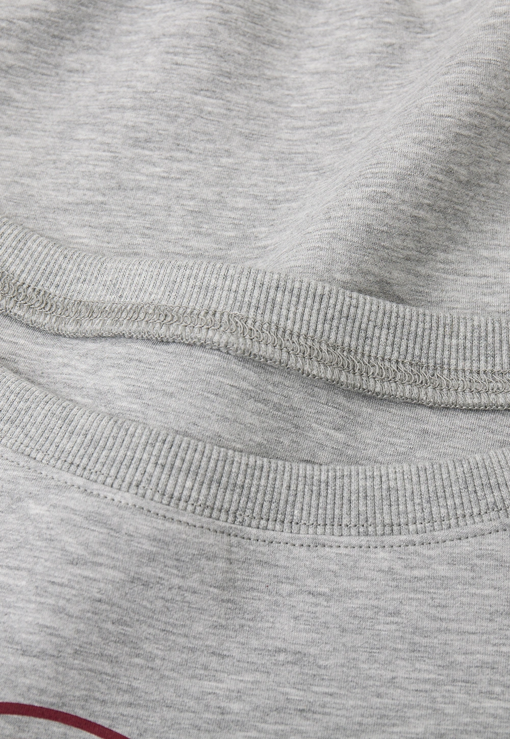Off Shoulder Sweatshirt with Heart Graphic Print