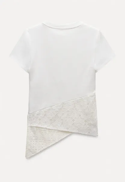 Asymmetric Hem T-Shirt with Lace Panel