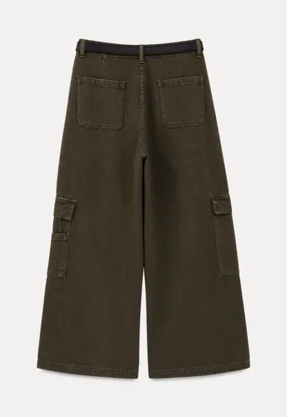 Cargo Pocket Wide Leg Denim Pant