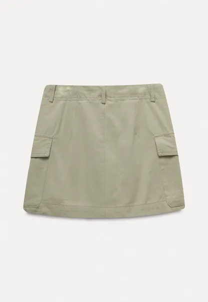 Women’s Cargo Mini Skirt with Flap Pockets