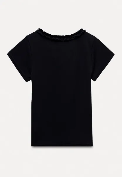 V-Ruffle Trim Fitted Top