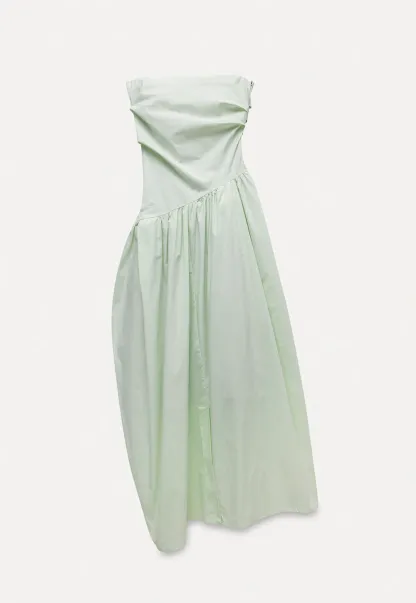 Elegant Strapless Dress