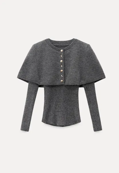 Cropped Buttoned Cape with V-Neck Fitted Thick Knit Sweater
