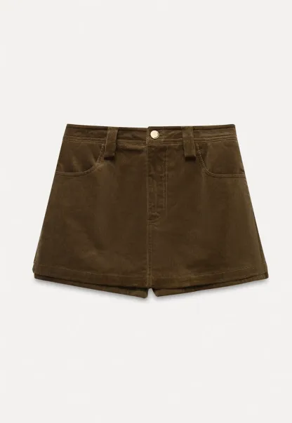 Womens Casual Corduroy Shorts with Pockets