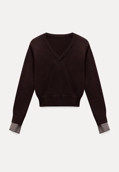 Womens V-Neck Knit Sweater