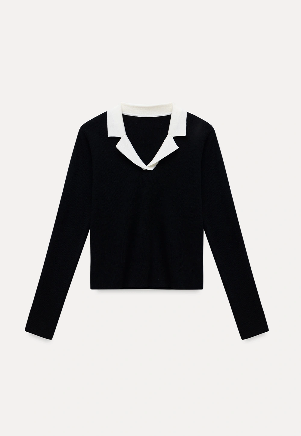 Elegant V-Neck Knit Top with Contrast Lapel Collar