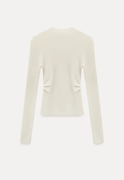 Elegant Ribbed Knit Turtleneck Sweater