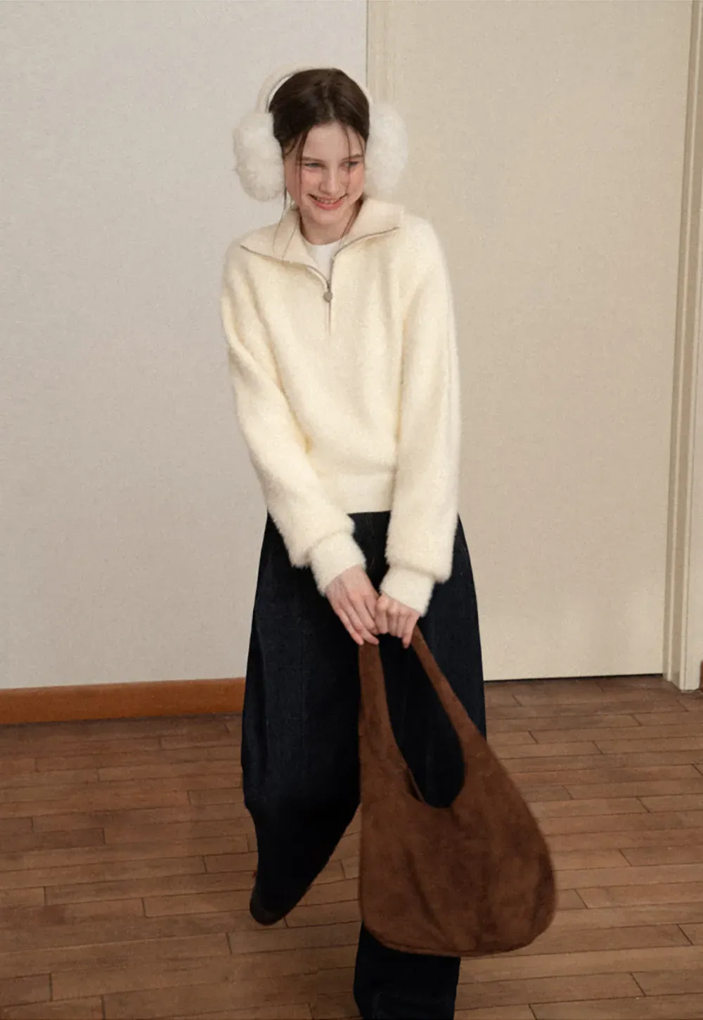 Elegant Knit Sweater with Polo Collar Design