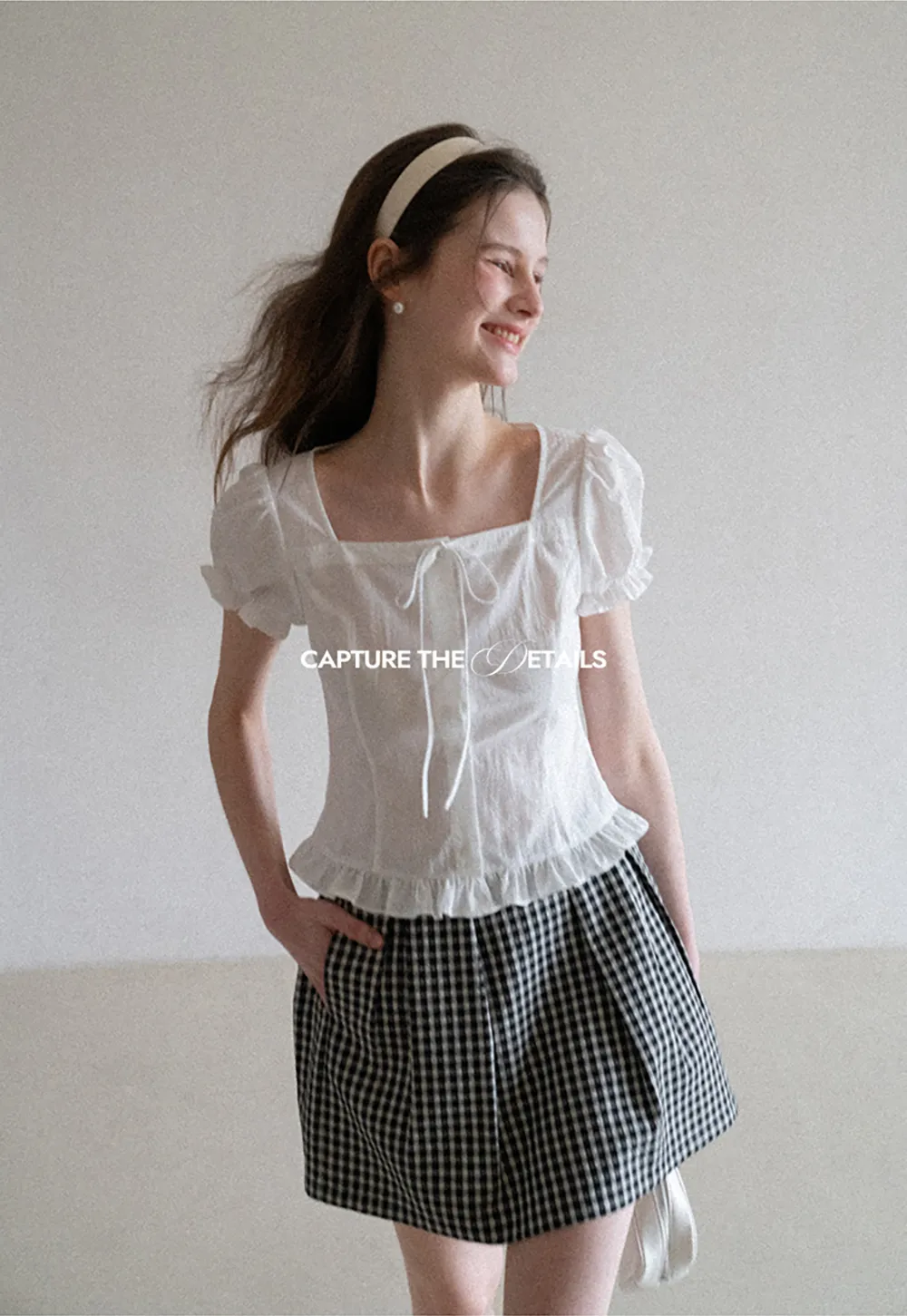 Square neck puff sleeve blouse with ruffle hem