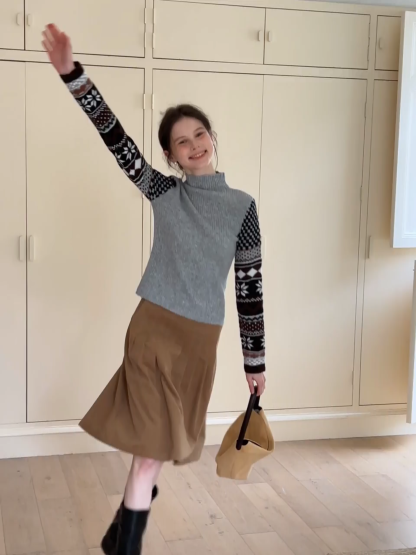 Elegant Faux Fur Vest with Buttons