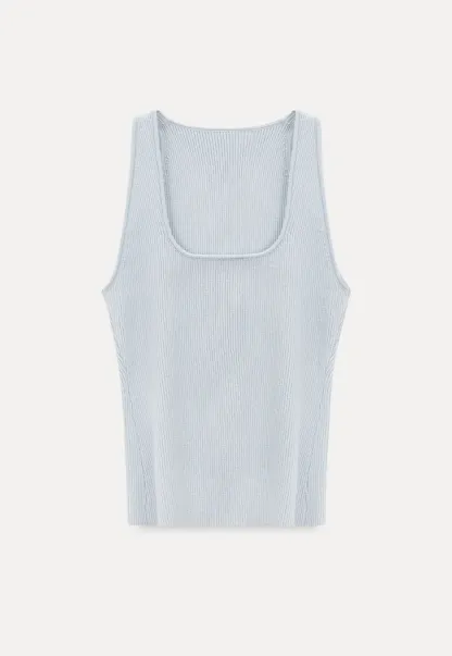 Light Knit Sweater Set with Tank Top and Cardigan Design