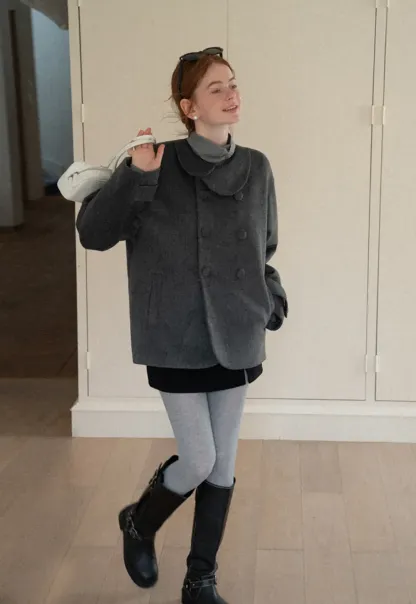 Elegant Wool Jacket for Women Simple Design Warm Coat