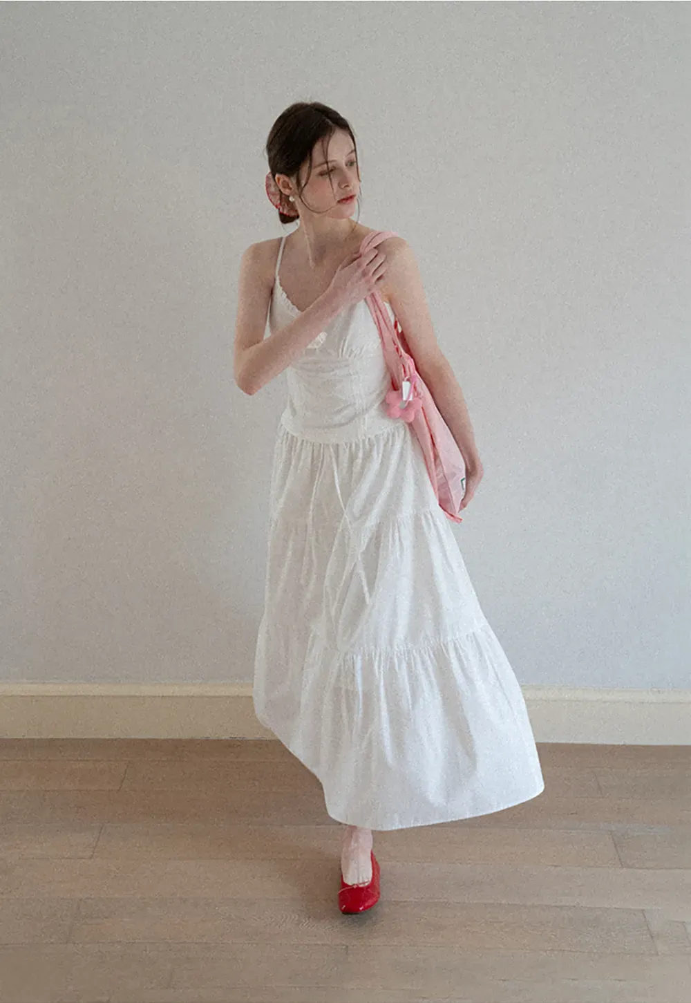 V neck sleeveless dress with floral embellishment