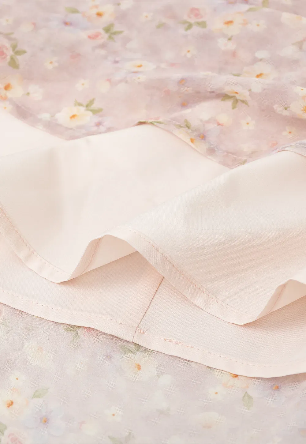 Flowy floral print midi skirt with layered hem