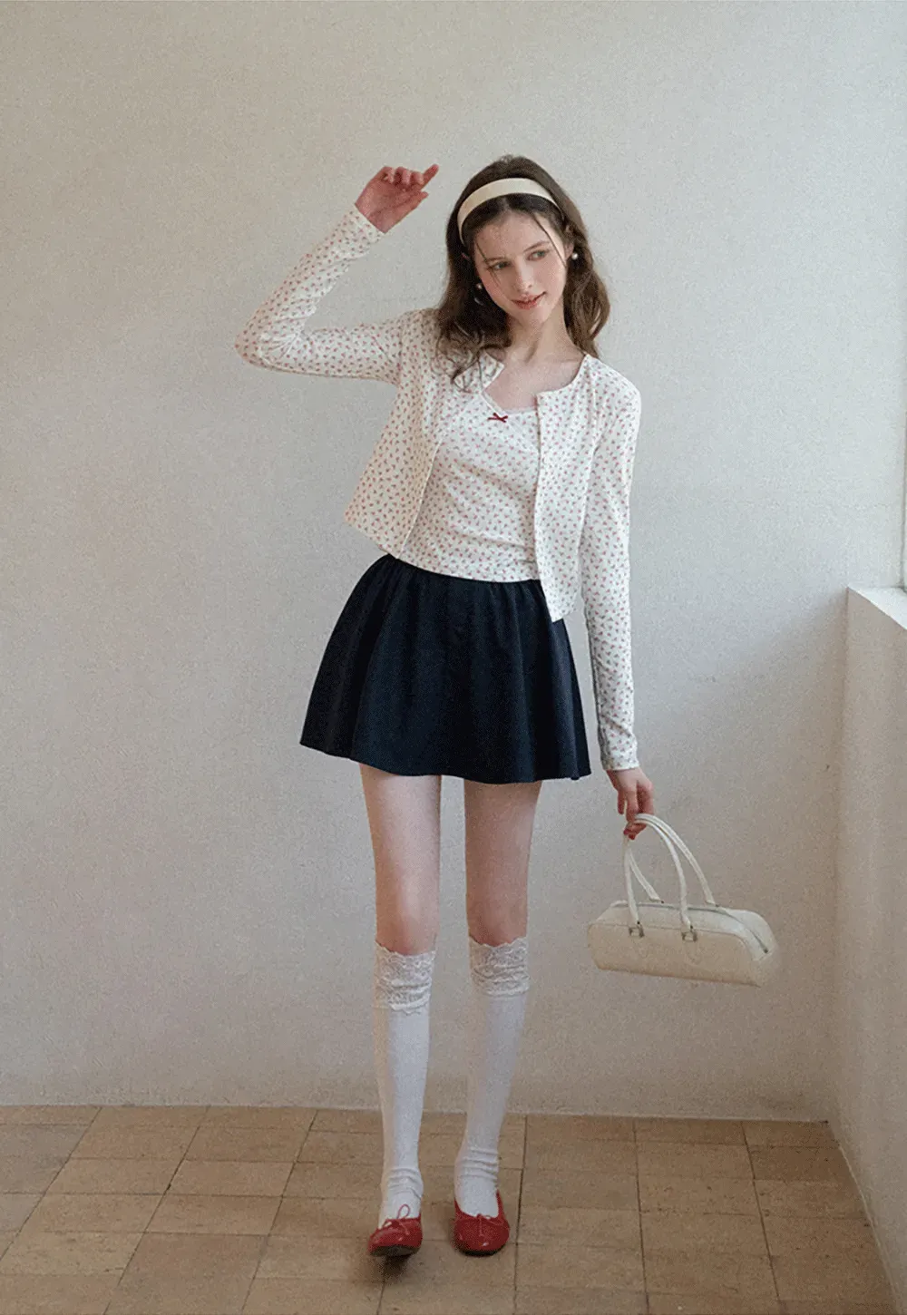 Floral Print Lace Trim V Neck Short Top