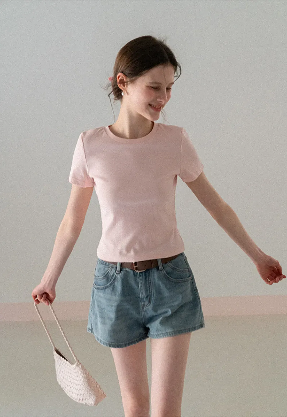 High waist denim shorts with belt loop and front pockets