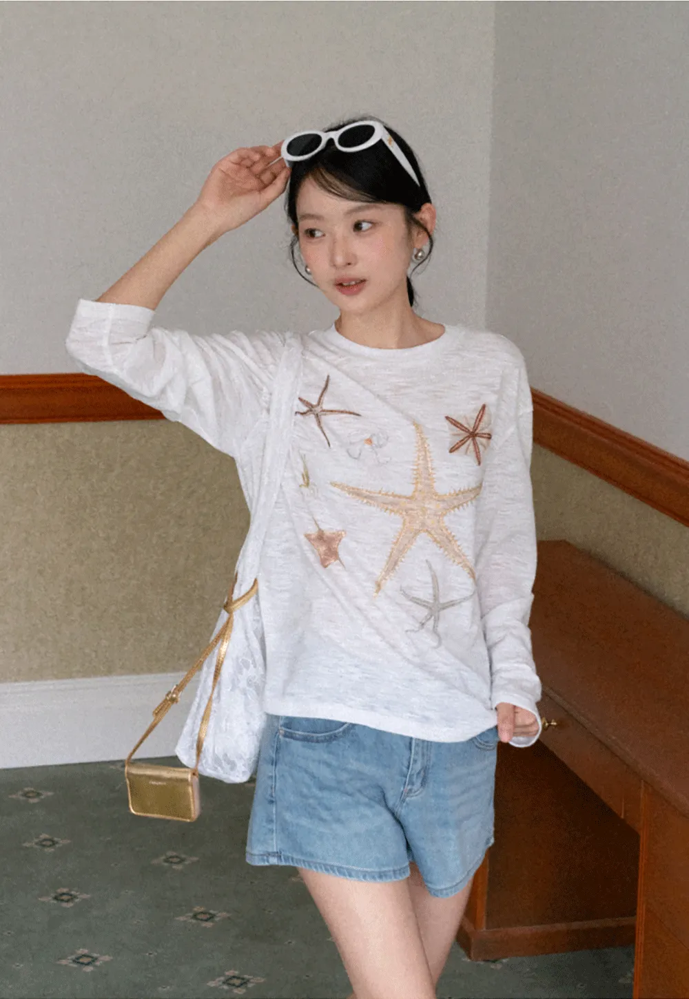 Long sleeve T shirt with starfish embroidery
