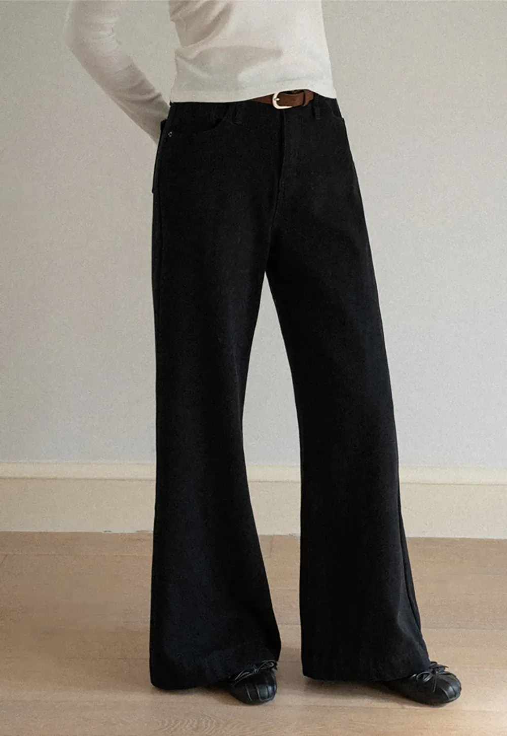 Wide Leg Denim Jeans with Belt Loop