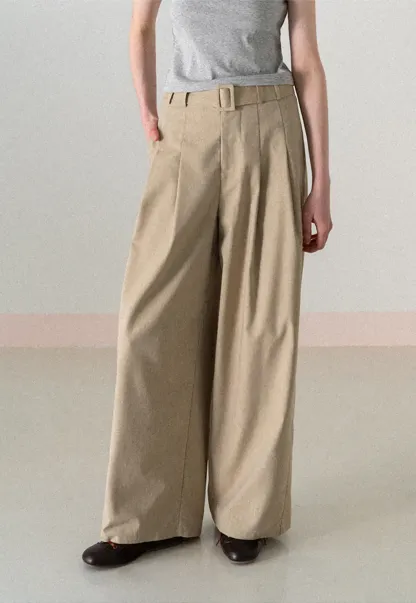 Wide Leg Pleated Casual Pants with Belt