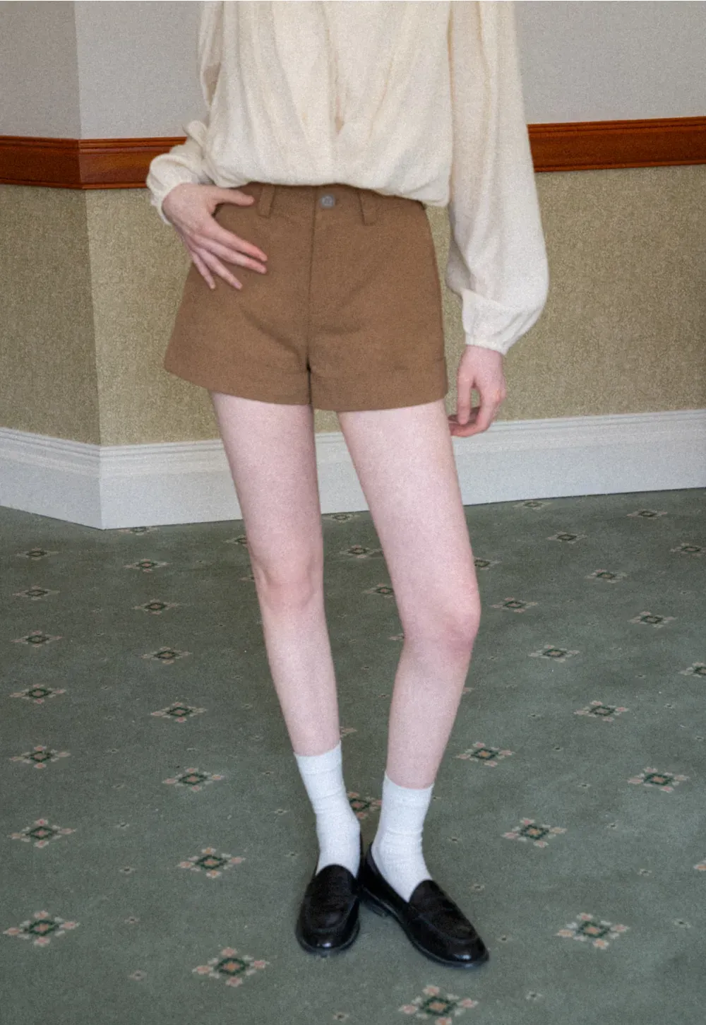 Cropped Tailored Shorts with Cuffed Hem