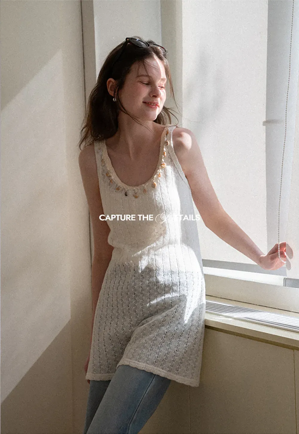 knitted sleeveless tank top with lace trim and button details