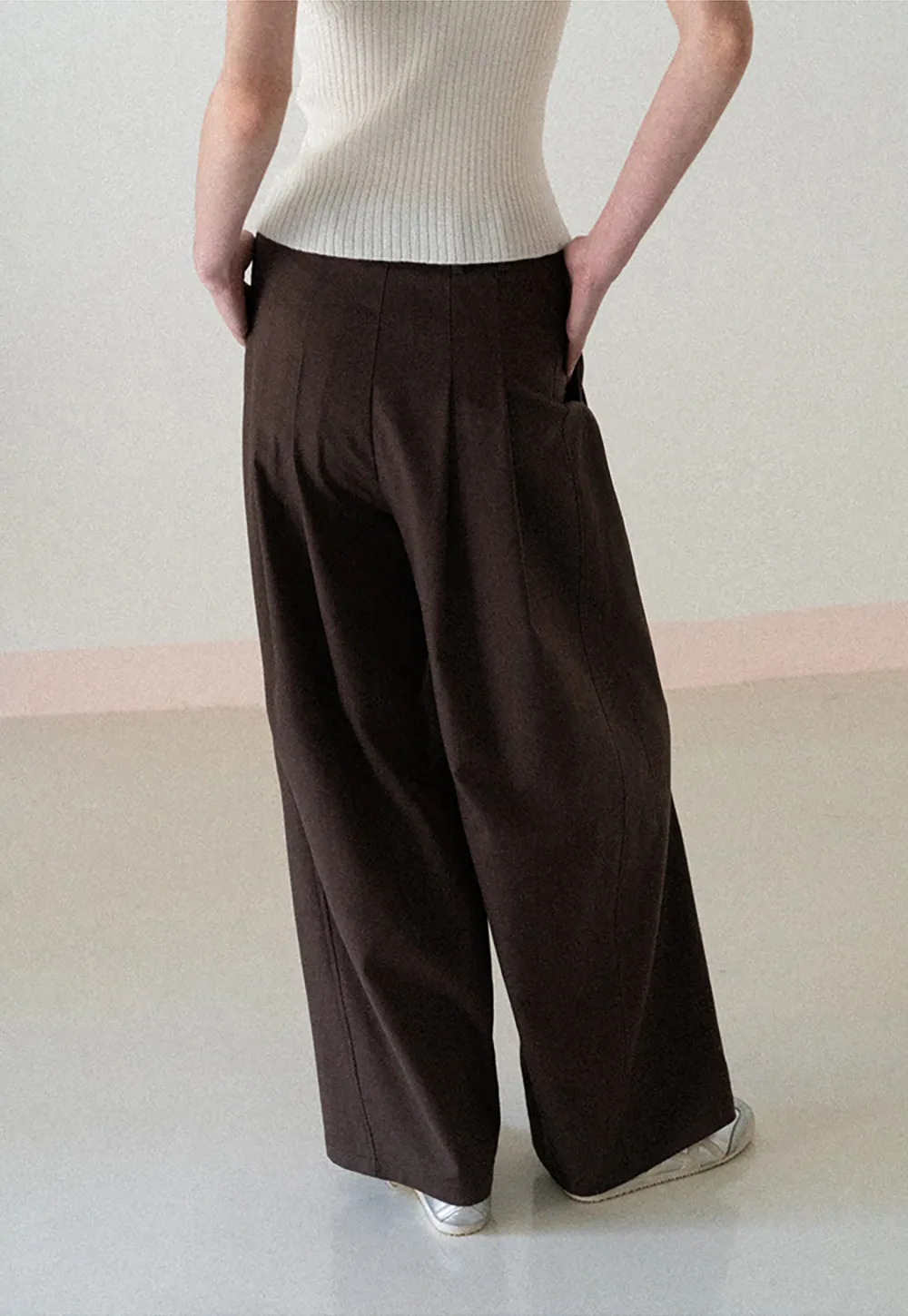 Wide Leg Pleated Casual Pants with Belt