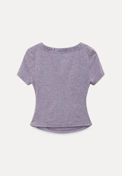 V neck short sleeve t shirt with ruffled trim