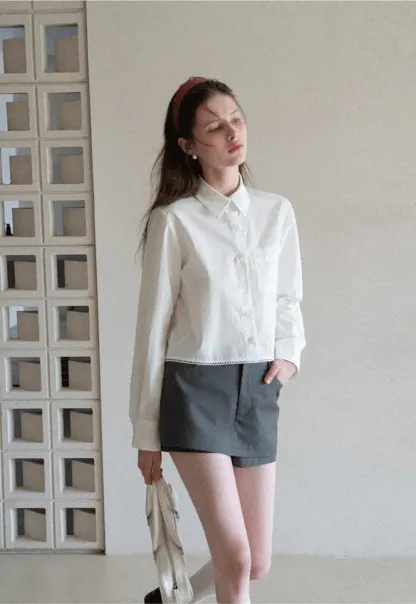 High waist tailored shorts with lace trim