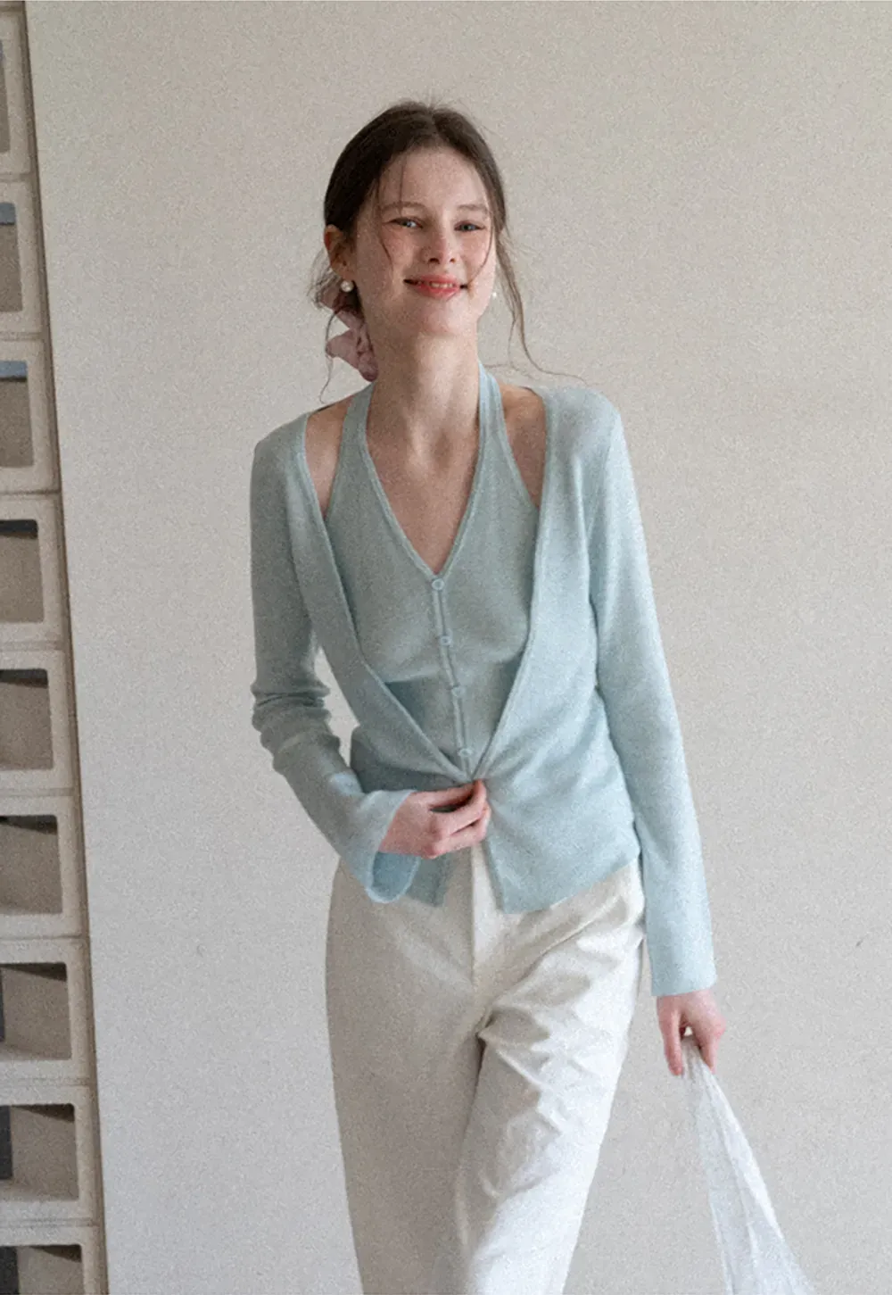 V neck long sleeve knit cardigan with open shoulders