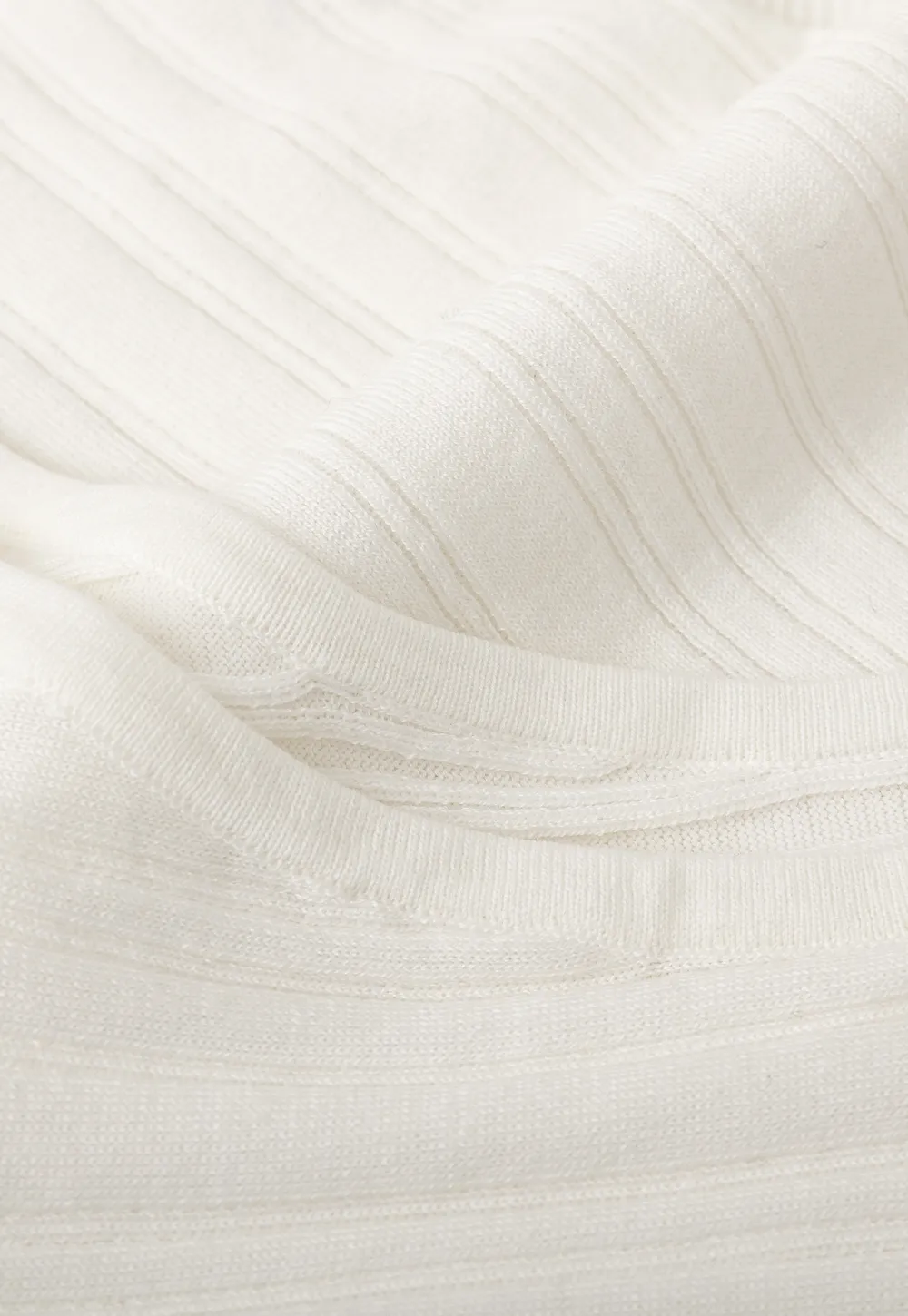 Ribbed knit sweater with wide neckline and long sleeves