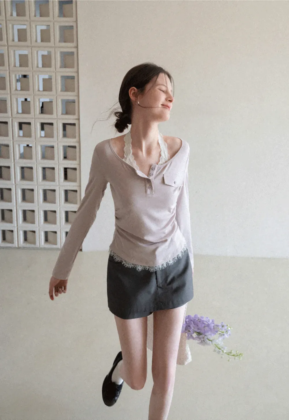 High waist tailored shorts with lace trim