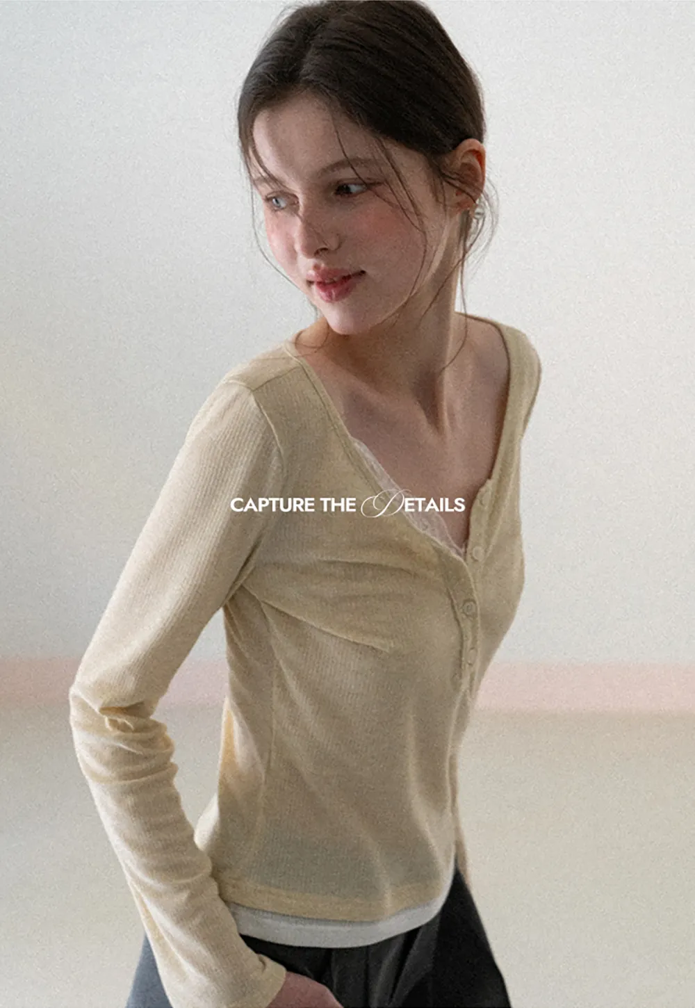 Long sleeve ribbed crop top with square neckline