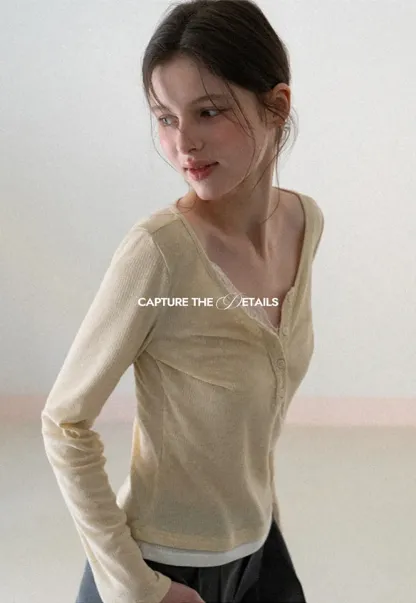 Long sleeve ribbed crop top with square neckline