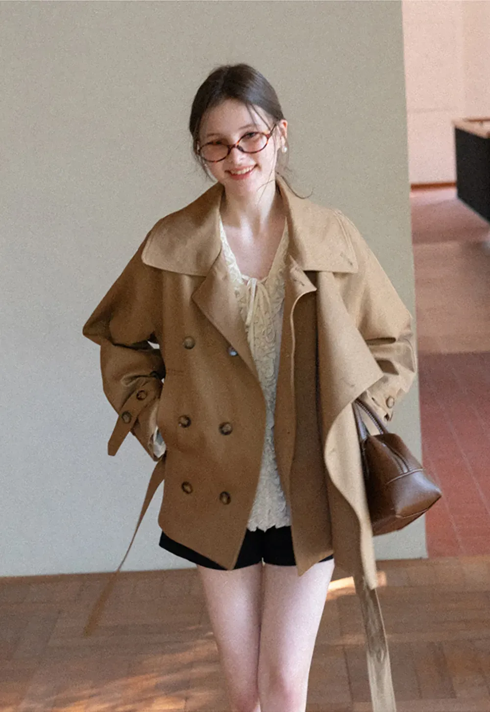 High waist pleated shorts with flared hem