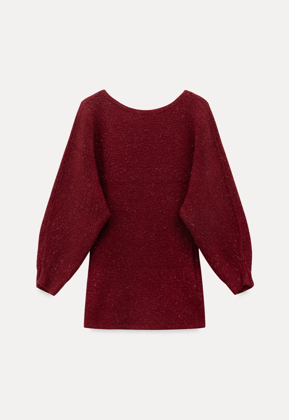 Elegant knit dress with long sleeves and round neckline