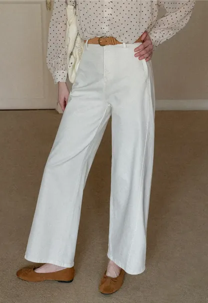 Wide leg high waist denim jeans with belt loop design