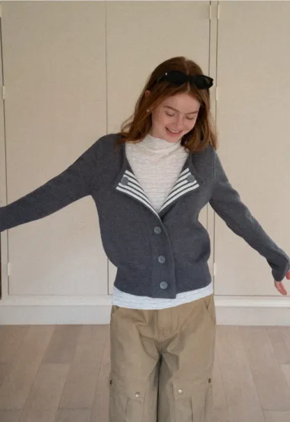 Elegant Basic Knit Sweater with Ribbed Hem and Sleeves