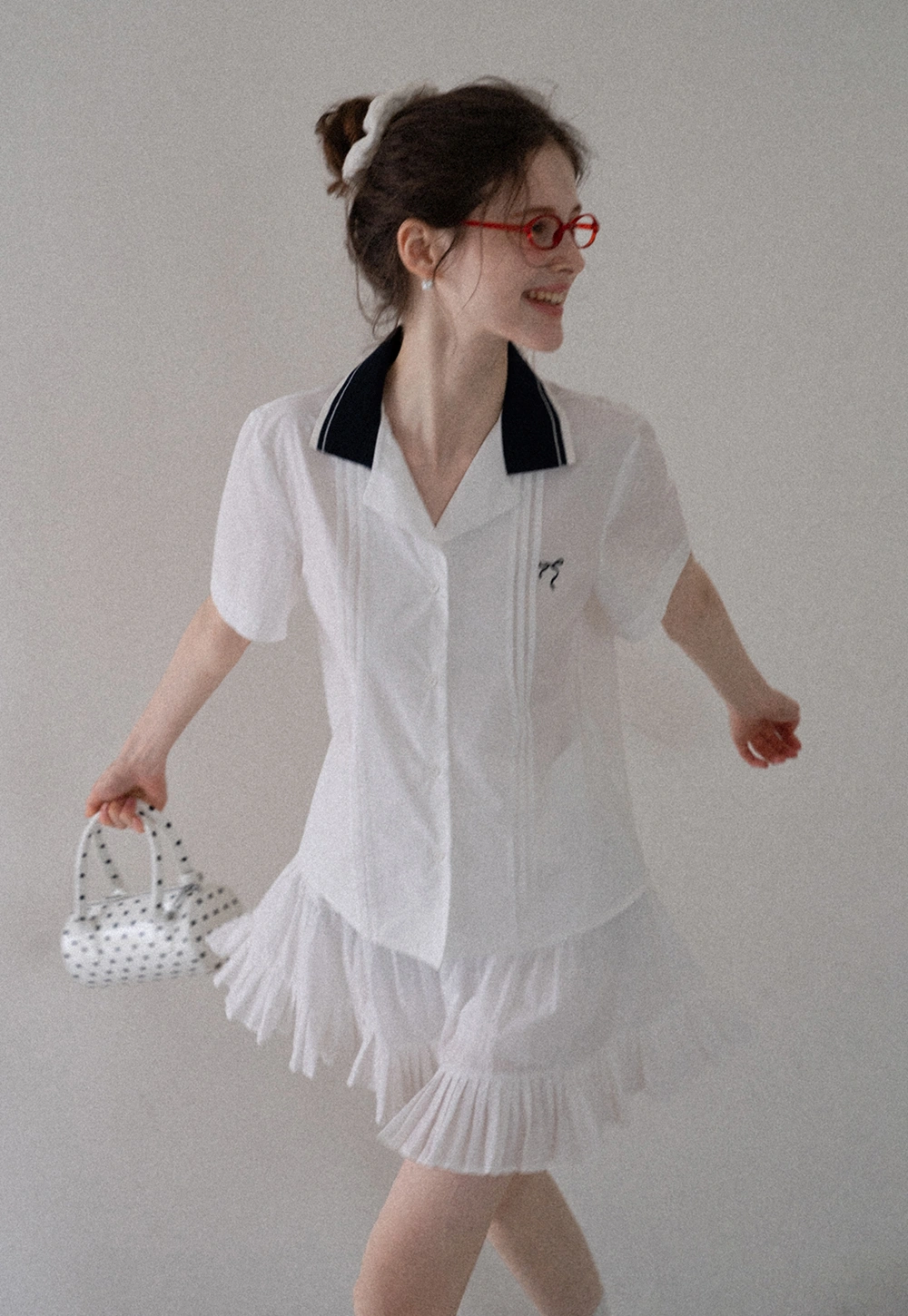 Women's Contrast Collar Short Sleeve White Blouse