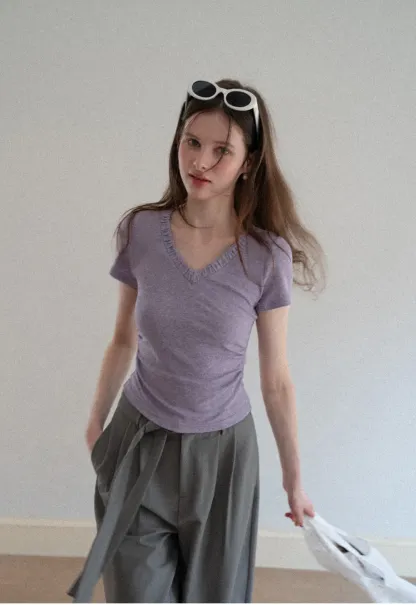 V neck short sleeve t shirt with ruffled trim