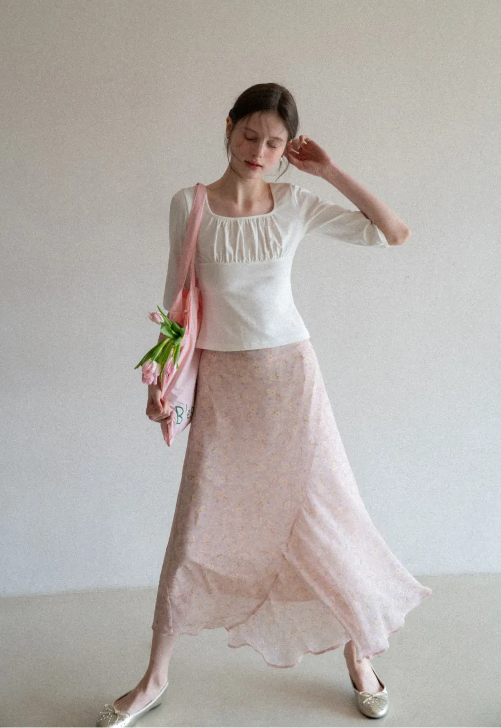 Square neck short sleeve top with gathered detail