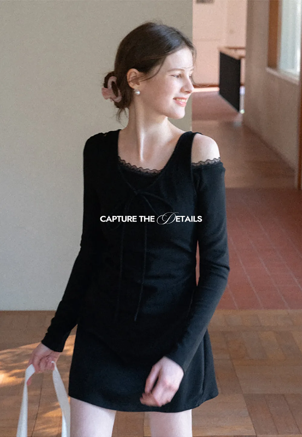 Sleeveless dress with front tie detail and t shirt