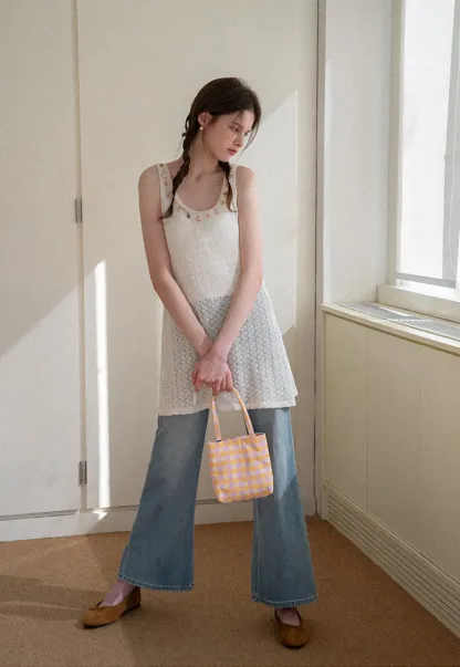 knitted sleeveless tank top with lace trim and button details