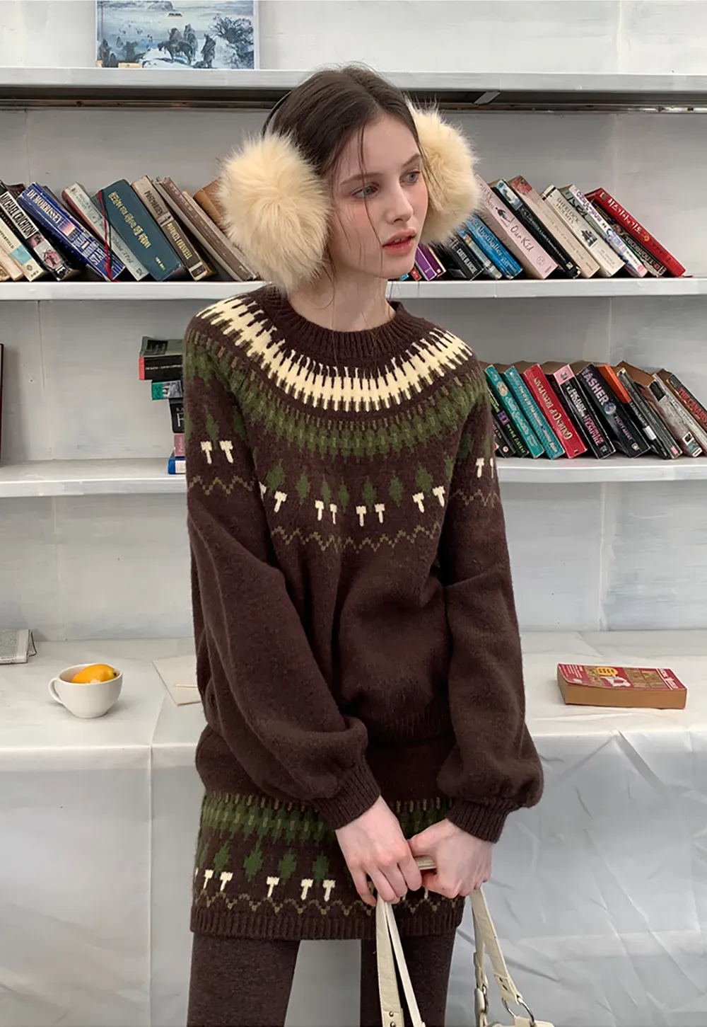 Woolen Knit Sweater and Skirt Set with Pattern Design