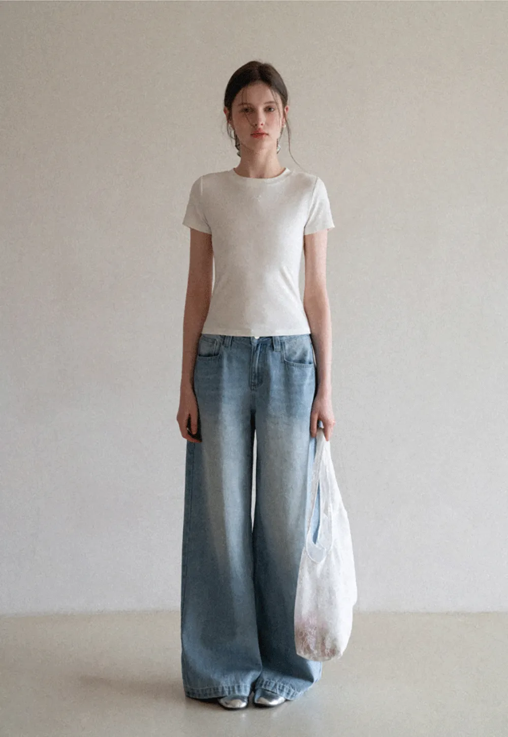 Wide leg high waist denim jeans with belt