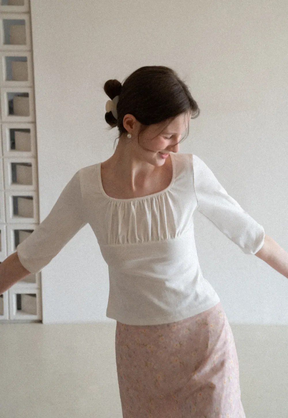 Square neck short sleeve top with gathered detail