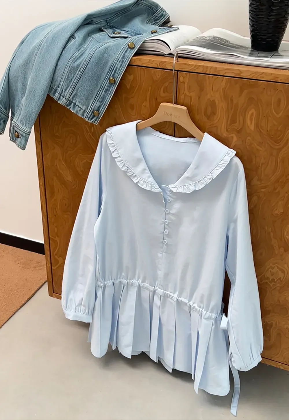 Pleated Hem Long Sleeve Blouse with Ruffled Collar